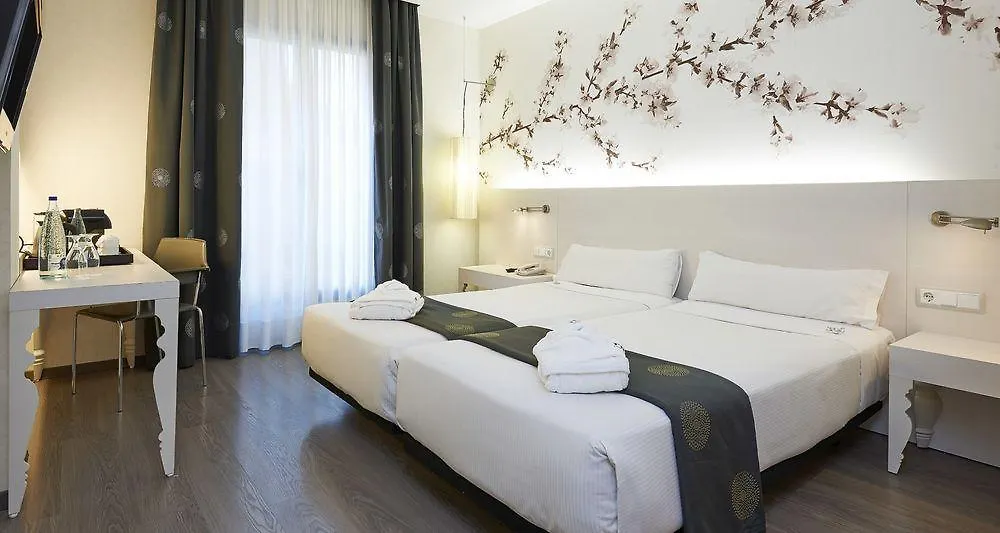 Hotel Hesperia Barcelona Ramblas España