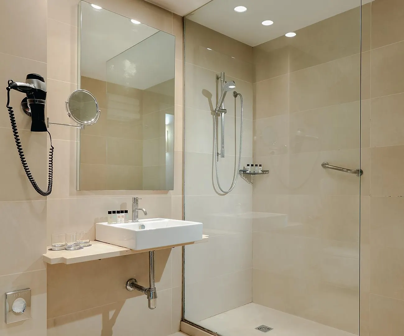 Hotel Hesperia Barcelona Ramblas España